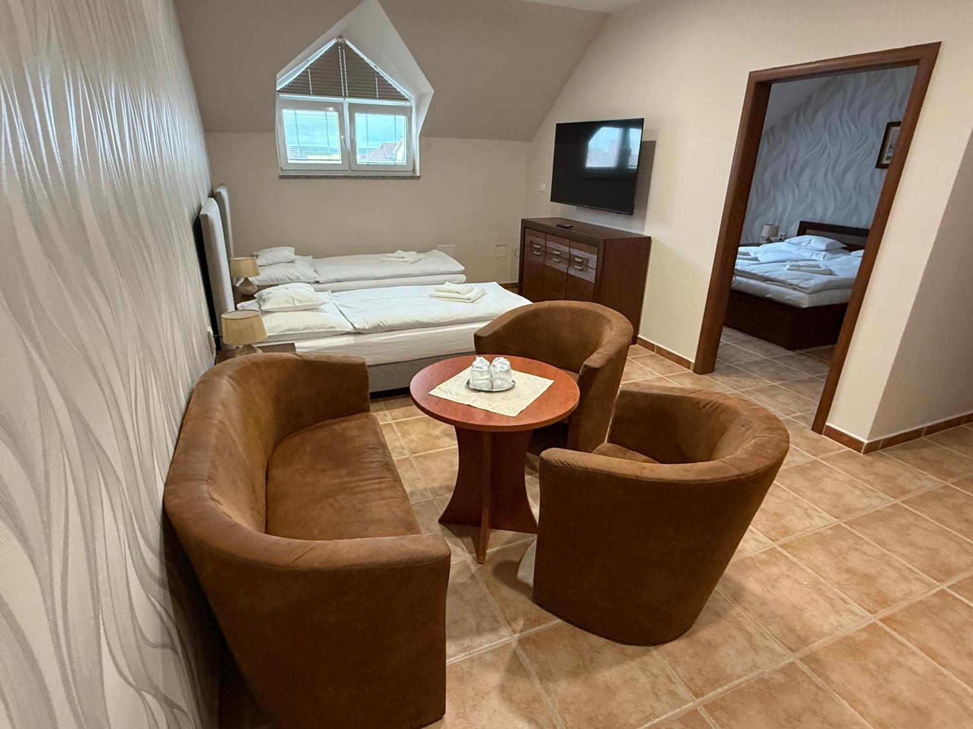 Spa & Wellness Hotel Orchidea Вельки-Медер Экстерьер фото